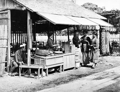 Japanischer Straßenimbiss, ca. 1860-80 von Japanese Photographer